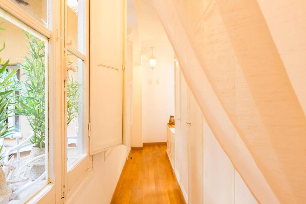 Spanish Step Nest Luxury Lägenhet