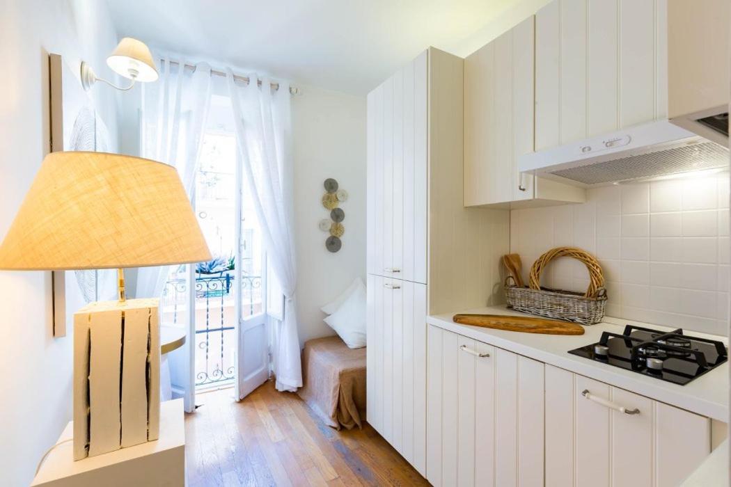 Spanish Step Nest Luxury * Rom